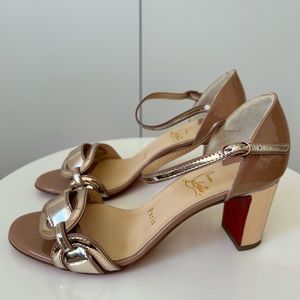 Christian Louboutin beige and rose gold metallic sandal sz 38